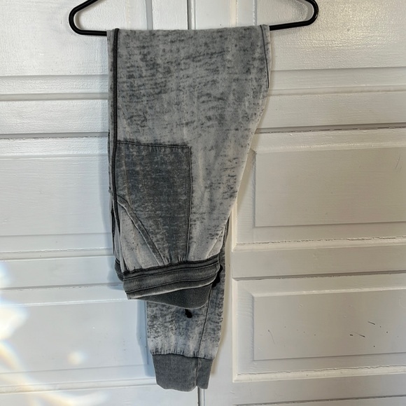 Hello Nite! Gray Lounge Pants- Large - Picture 3 of 5